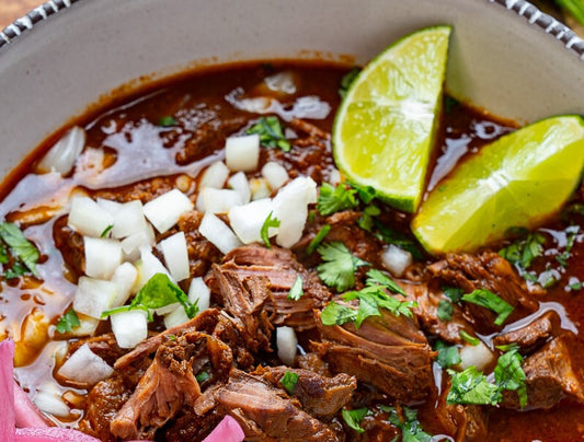 El Ritual del Adobo en la Cocina Mexicana: Sabores que Conectan Generaciones